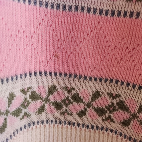 Vintage pink, grey stripe and patterned sweater - Picture 5 of 5
